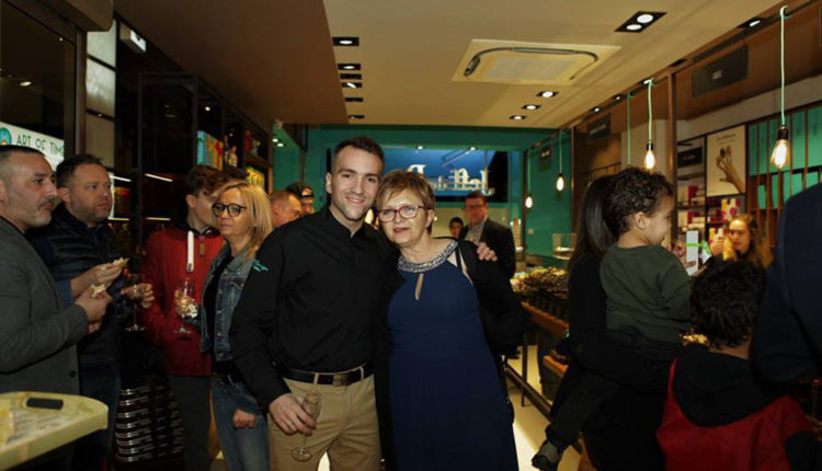 29136838_933594296803682_8811138567523794944_n