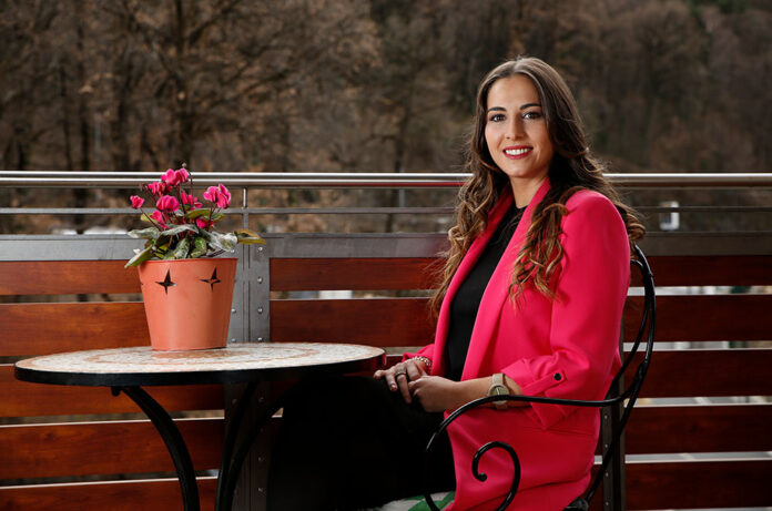 Laura Lavado portada