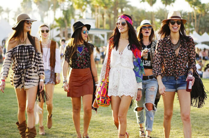 Looks i outfits del Coachella