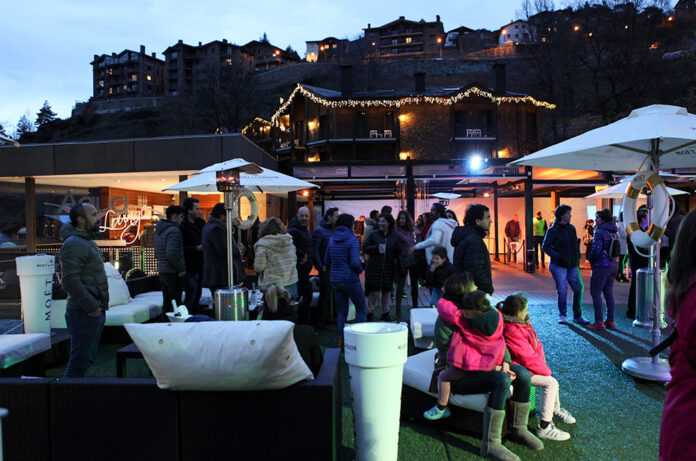 Festa après ski möet & chandon a Anyòs Park