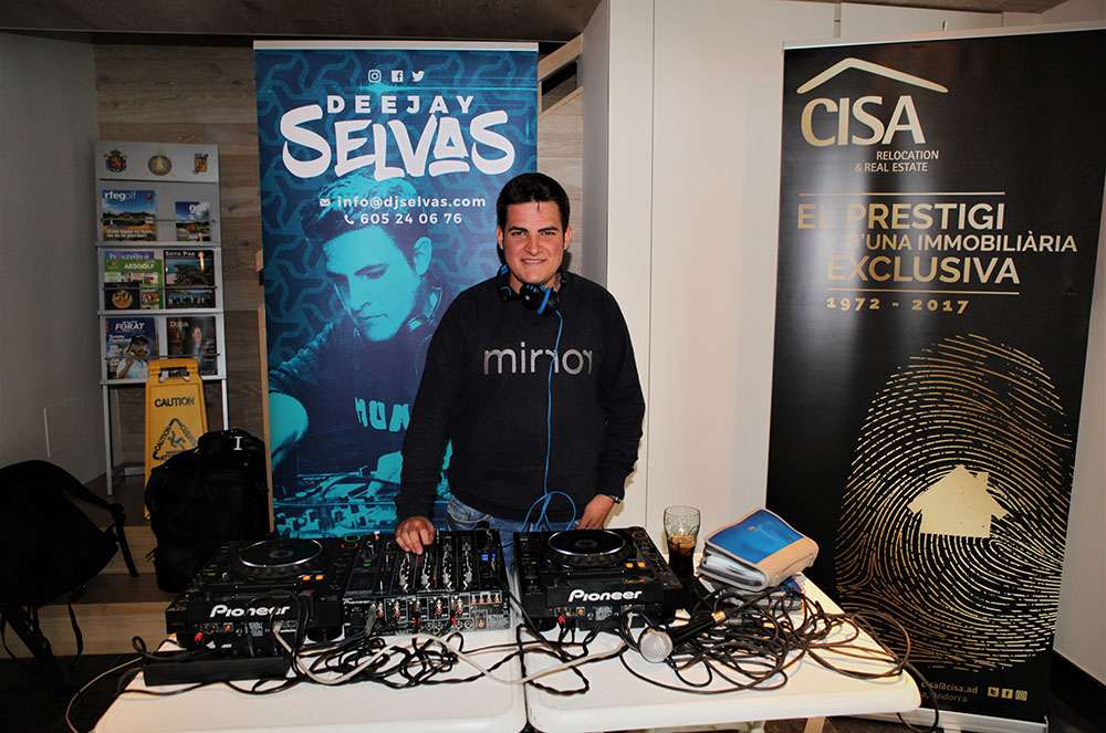 Deejay Selvas