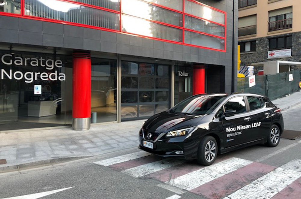 Nissan Leaf al Garatge Nogreda