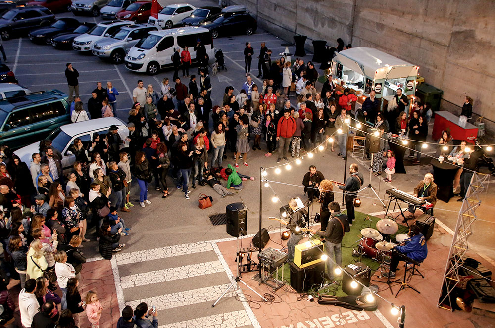 Concert de Madretomasa al Jambo Street Music