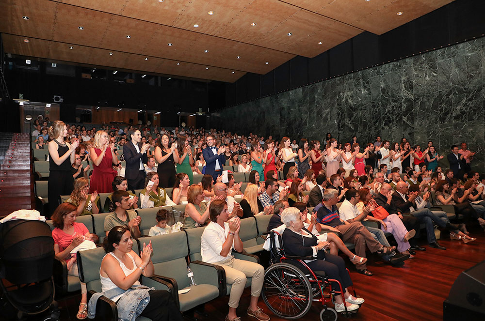 Aplaudiment a l'auditori Claror