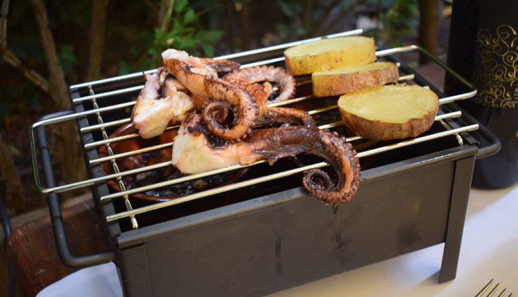 Pop a la brasa restaurant mama maria