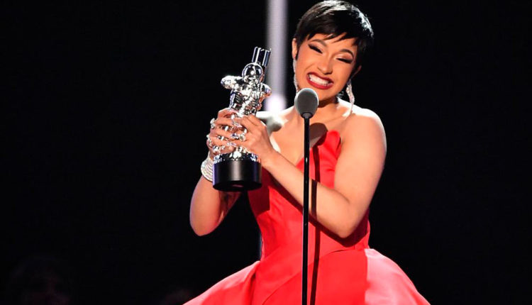 Cardi B als premis MTV