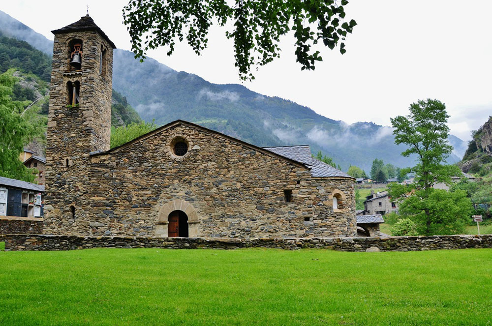 Avui sortim Església La Cortinada