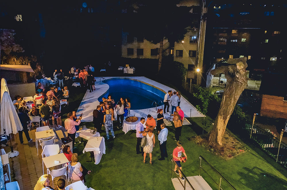 Festa d'obertura de l'Hotel Unike Àrtik