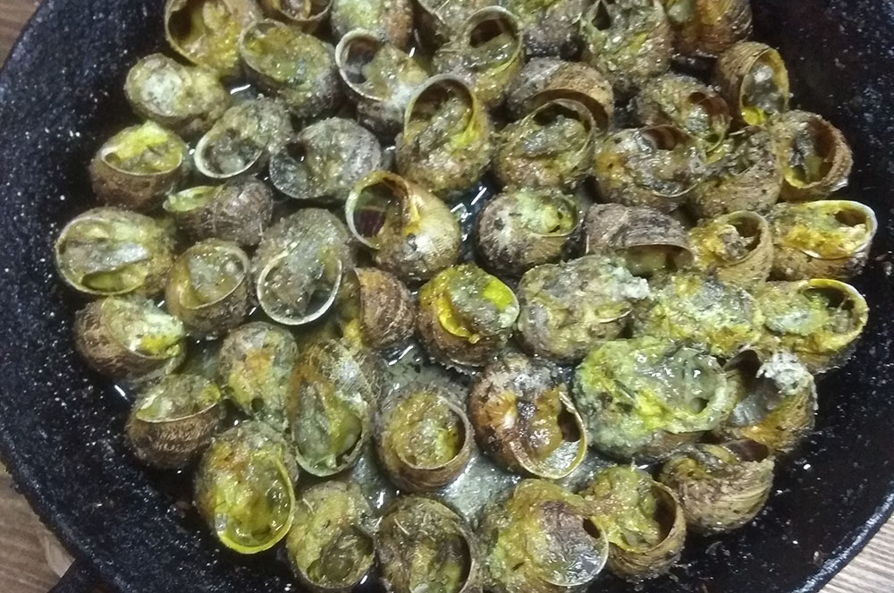 Cargols a la llauna Borda de l'arena