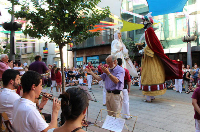 Geganters a la festa major de Sant Julià