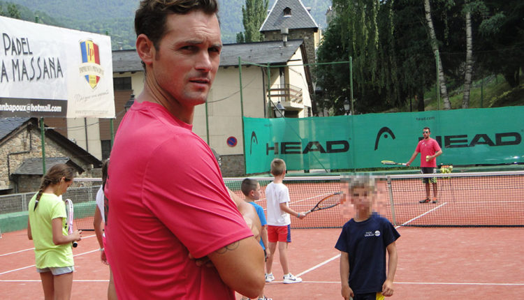 Jean Ba Poux entrenador de tennis i pàdel