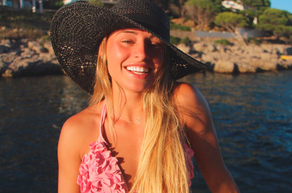 Cristina Llovera a la platja