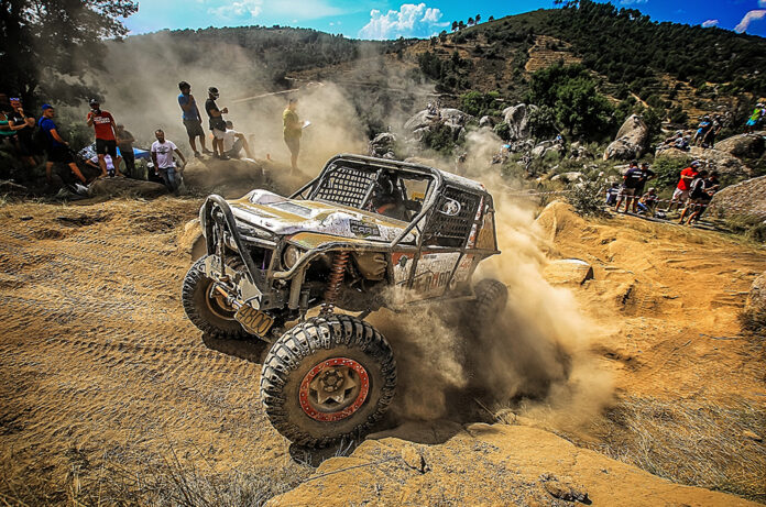 Vehicle del pilot roger troguet