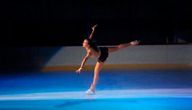 Angela Camp patinant