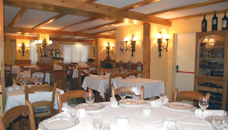 Sala de la taberna angel belmonte