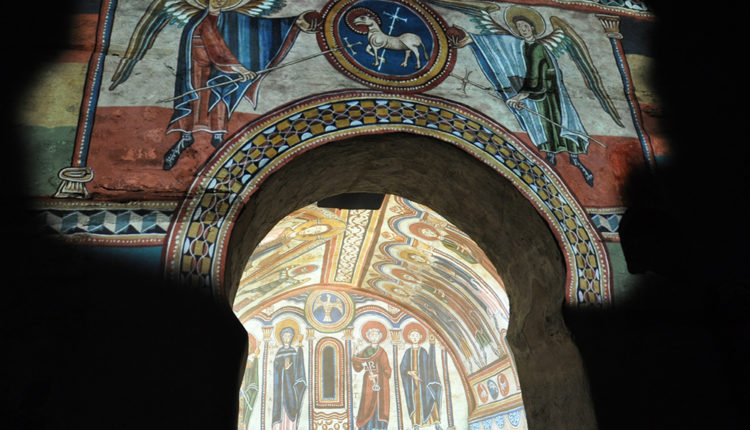 Videomapatge església Santa Coloma