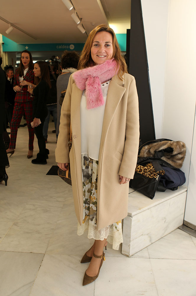 Olga Gelabert a l'exposició de Philippe Shangti