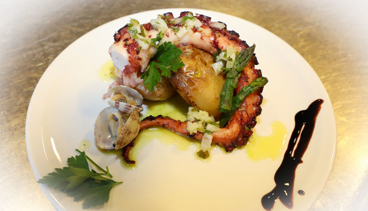 Pop a la brasa amb mojo verde Toni i Armanda Restaurant El Solà