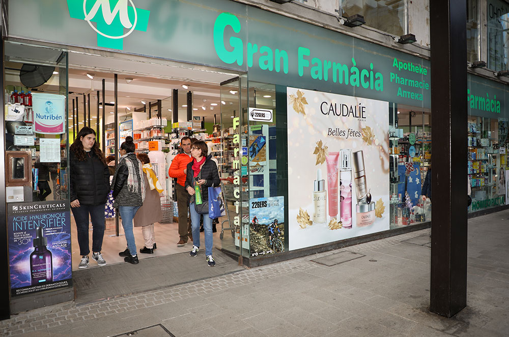 Façana Gran Farmàcia a Andorra la Vella