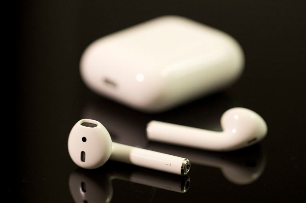 Apple AirPods