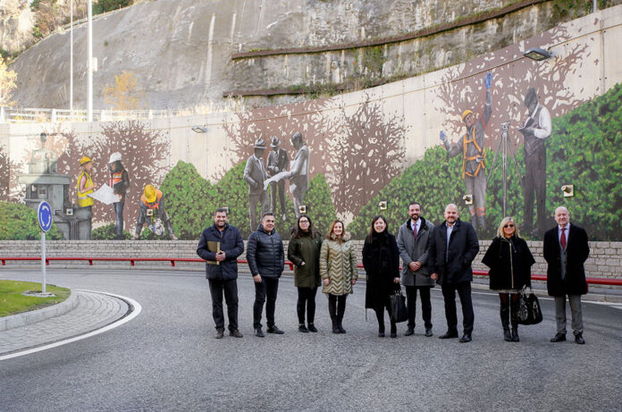 Samantha Bosque i l'equip de govern a Encamp