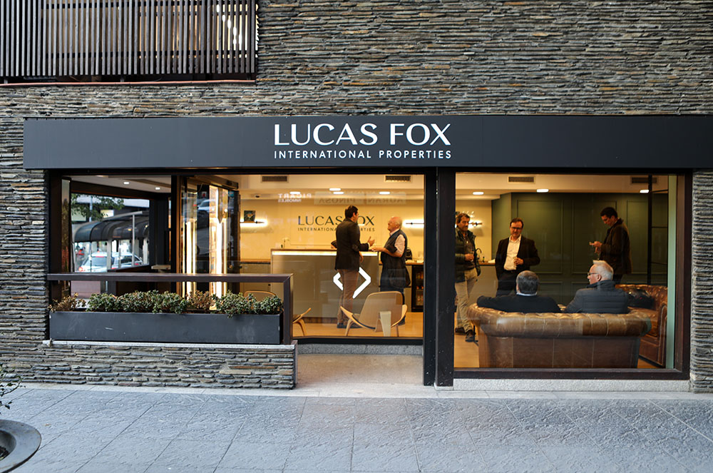 Façana Lucas Fox Andorra