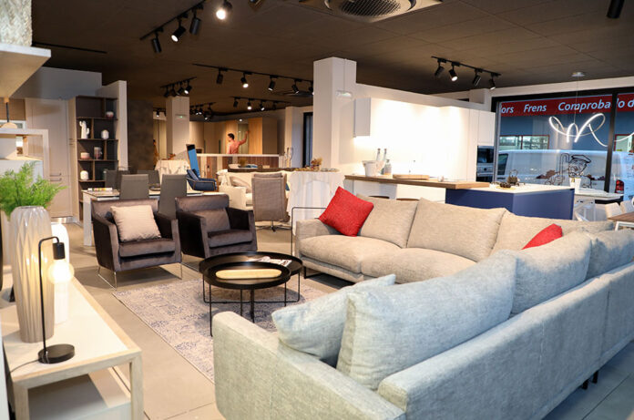 Interior del showroom Somm Casa