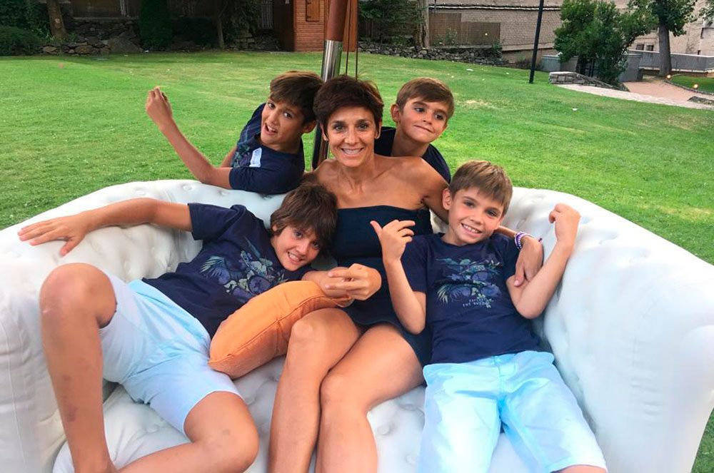 Meri Ayuso amb els seus fills