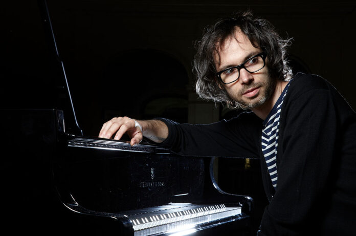 James Rhodes amb el seu piano
