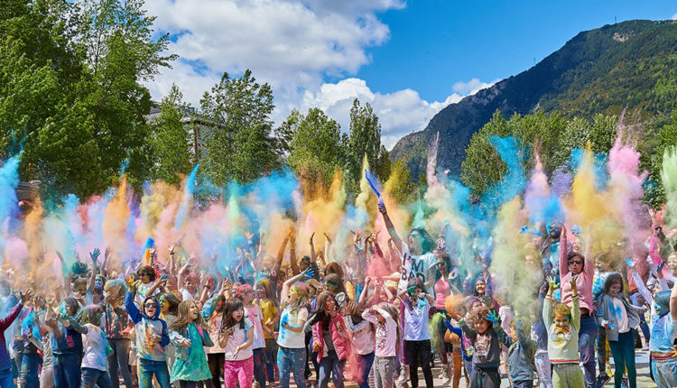 Festa colorida de Holi Party Andorra