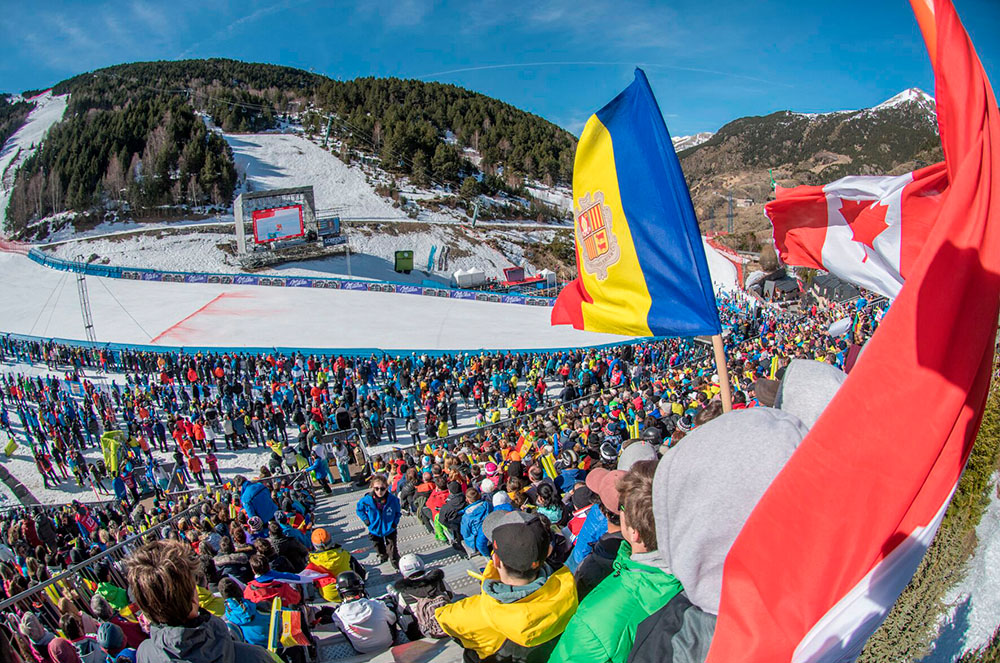 Bandera d'andorra a la Copa del món d'esquí 2019 a Grandvalira