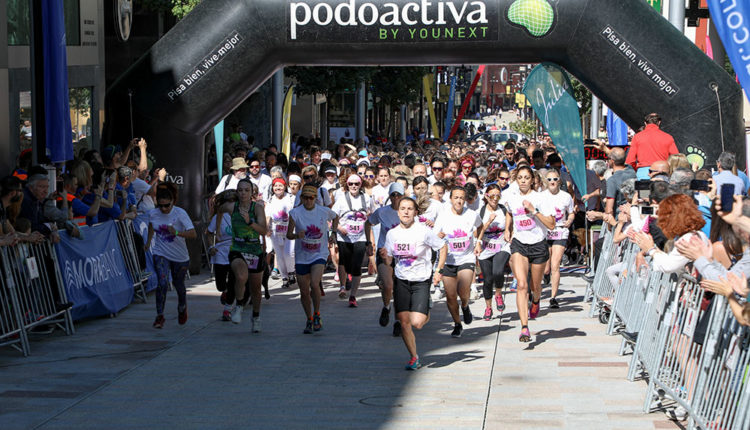 Competidores sortint a la Cursa de la Dona 2019