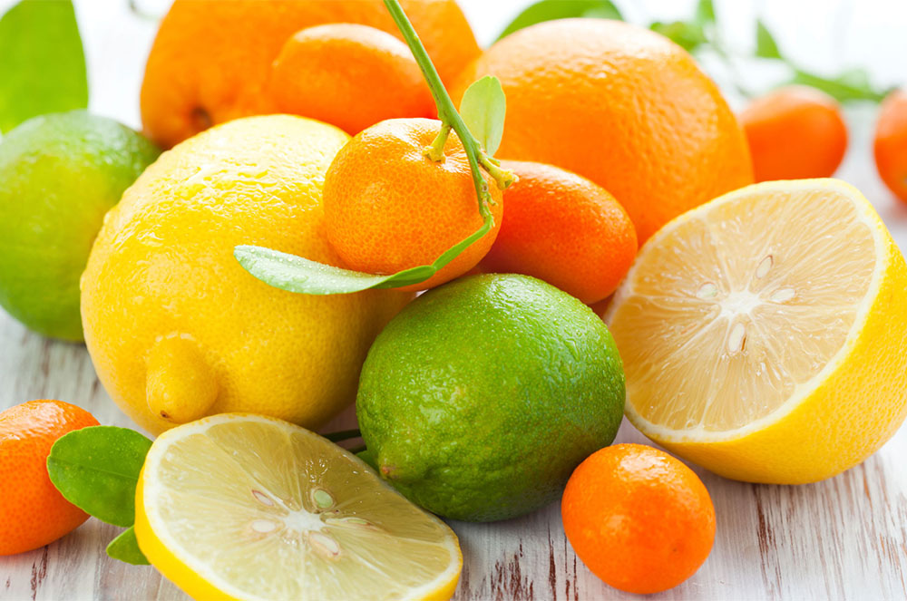 Llimones, llimes, mandarines i taronges.