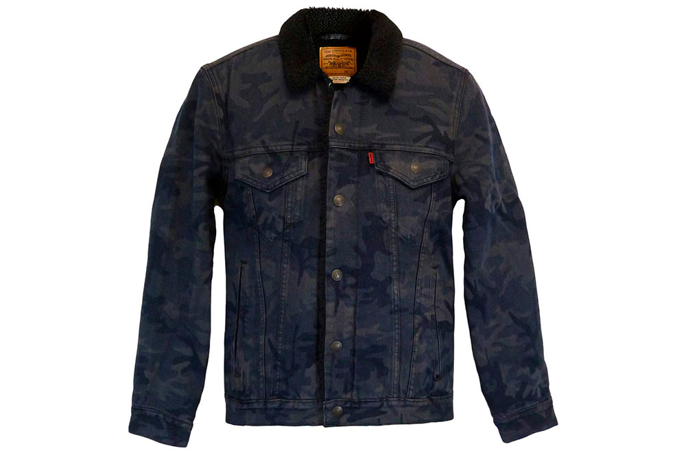 Caçadora vaquera amb estampat militar fosc