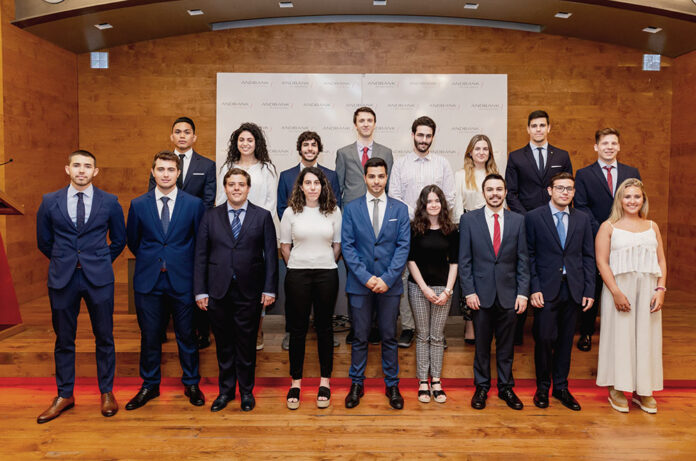 Becaris Andbank Trainee Program 2019
