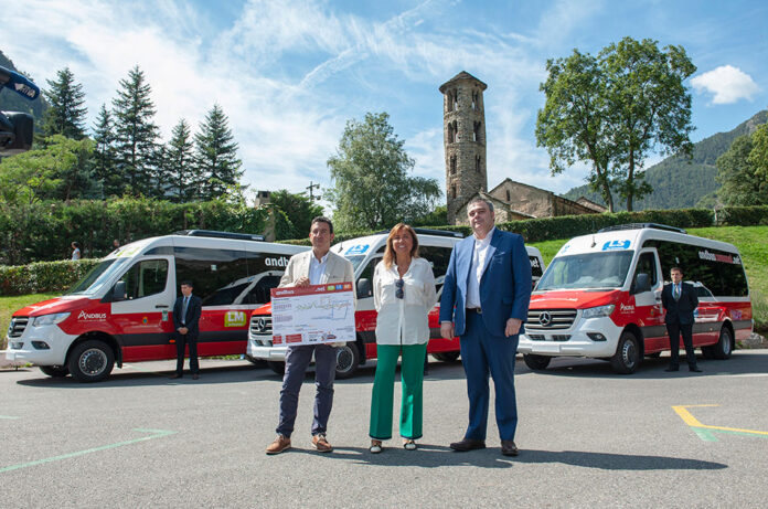 Conxita Marsol i representants Andbus
