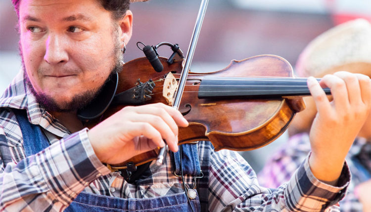 the-scarlett-brotherhood-dona-secret-5