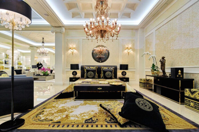 Llar decorada amb la col·lecció Versace Home