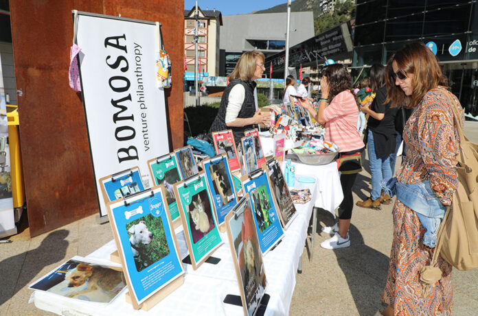 Fira Animalista Stand de Bomosa