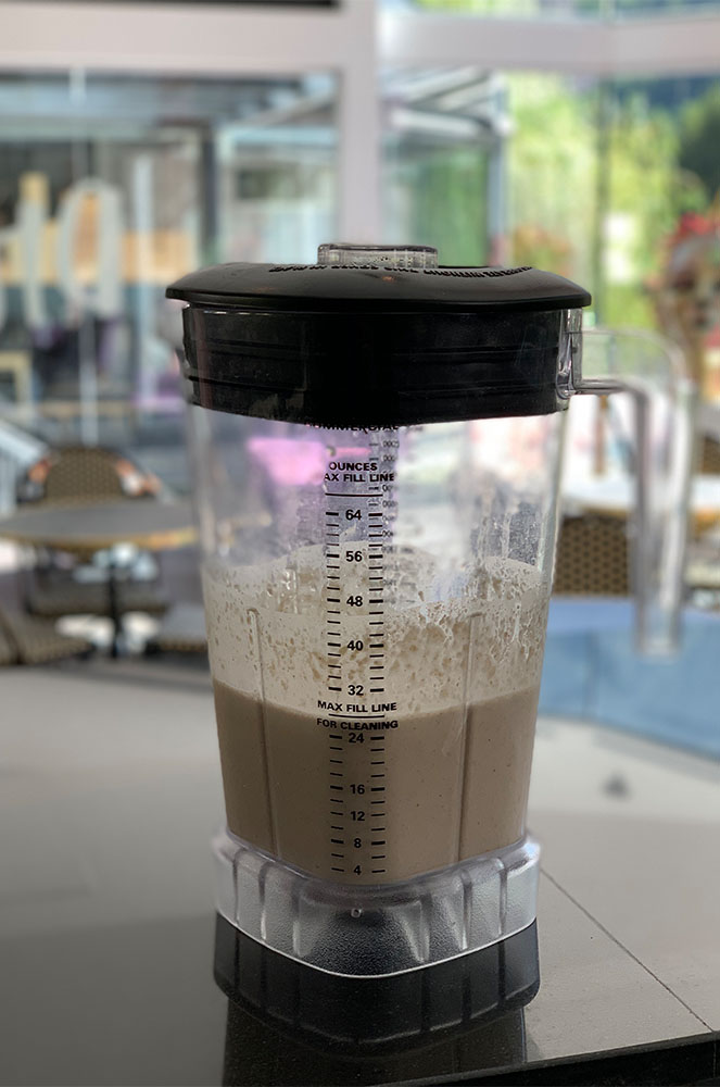 Preparació pancake d'avena