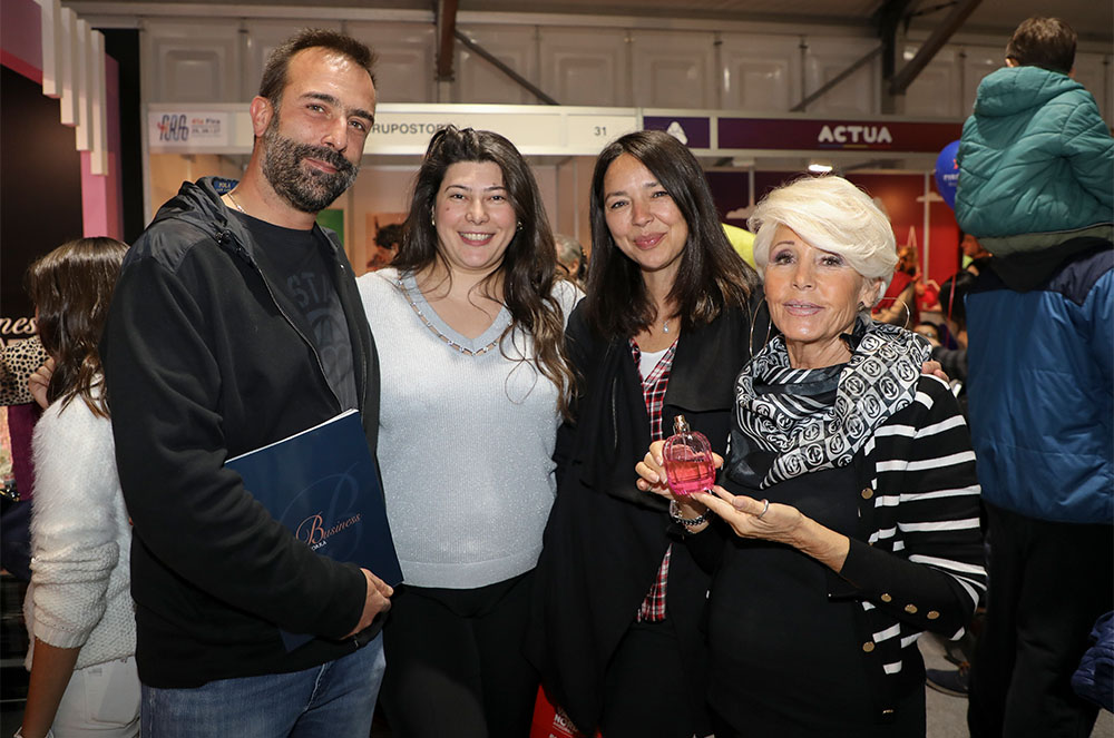 Dona Secret a la fira