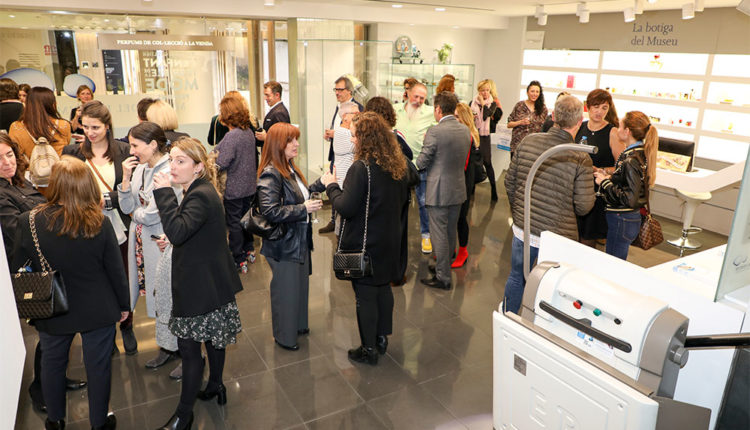 Dona Secret-3C7A1300