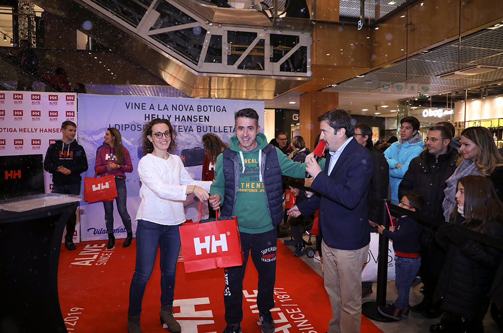 Premis a la inauguració Helly Hansen