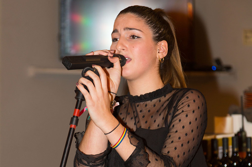 Angie Millan al sopar de Nova Constructora