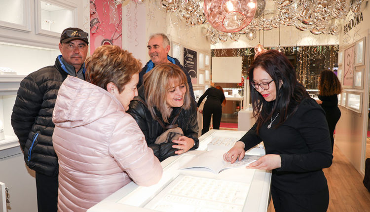 Dona Secret-727A2455