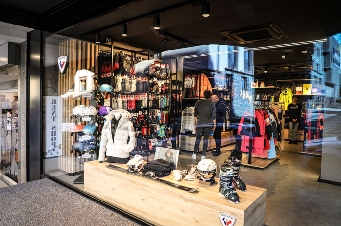 Façana Merca Center Ski