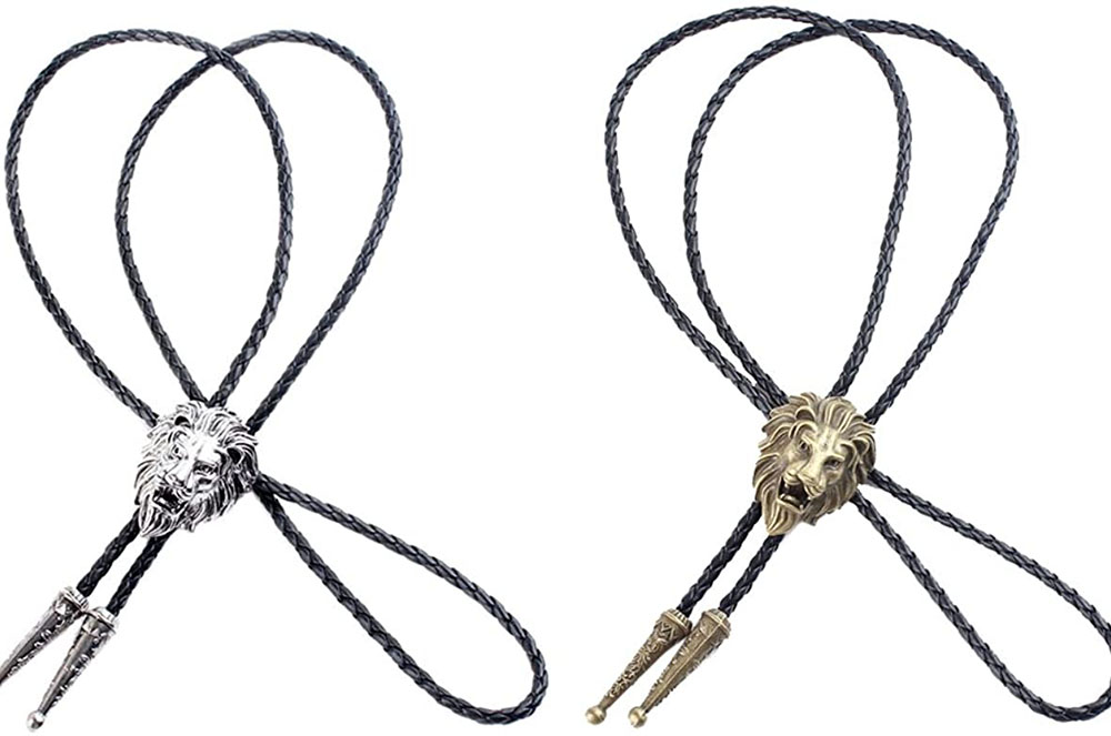 Corbata de pell amb detall, de PRADA. 352 €