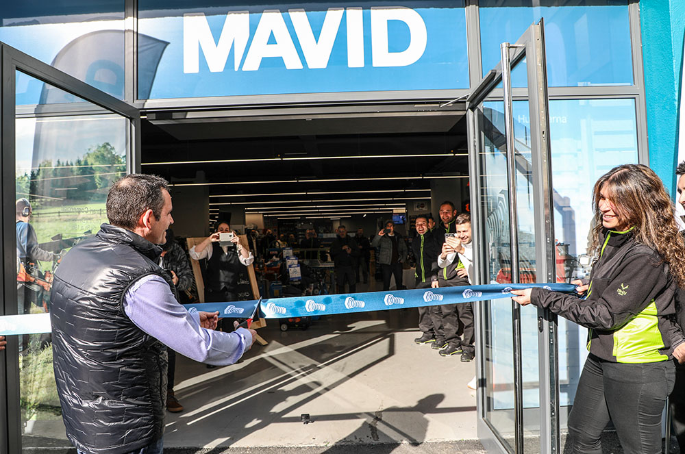 Inauguració de noves instal·lacions ferreteria Mavid