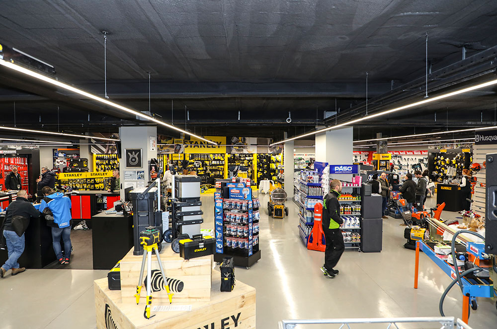 Noves instal·lacions ferreteria Mavid