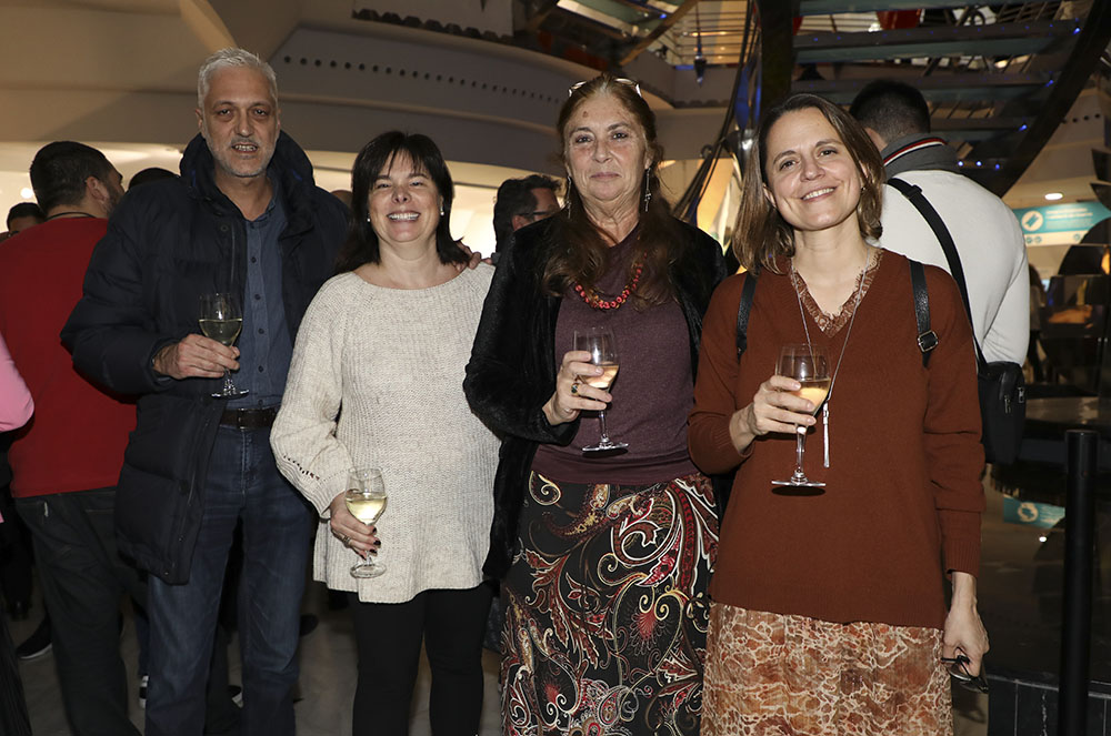 Cònsol Major Rosa Gili a l'Exposició No Animal Killer Here de Philippe Shangti